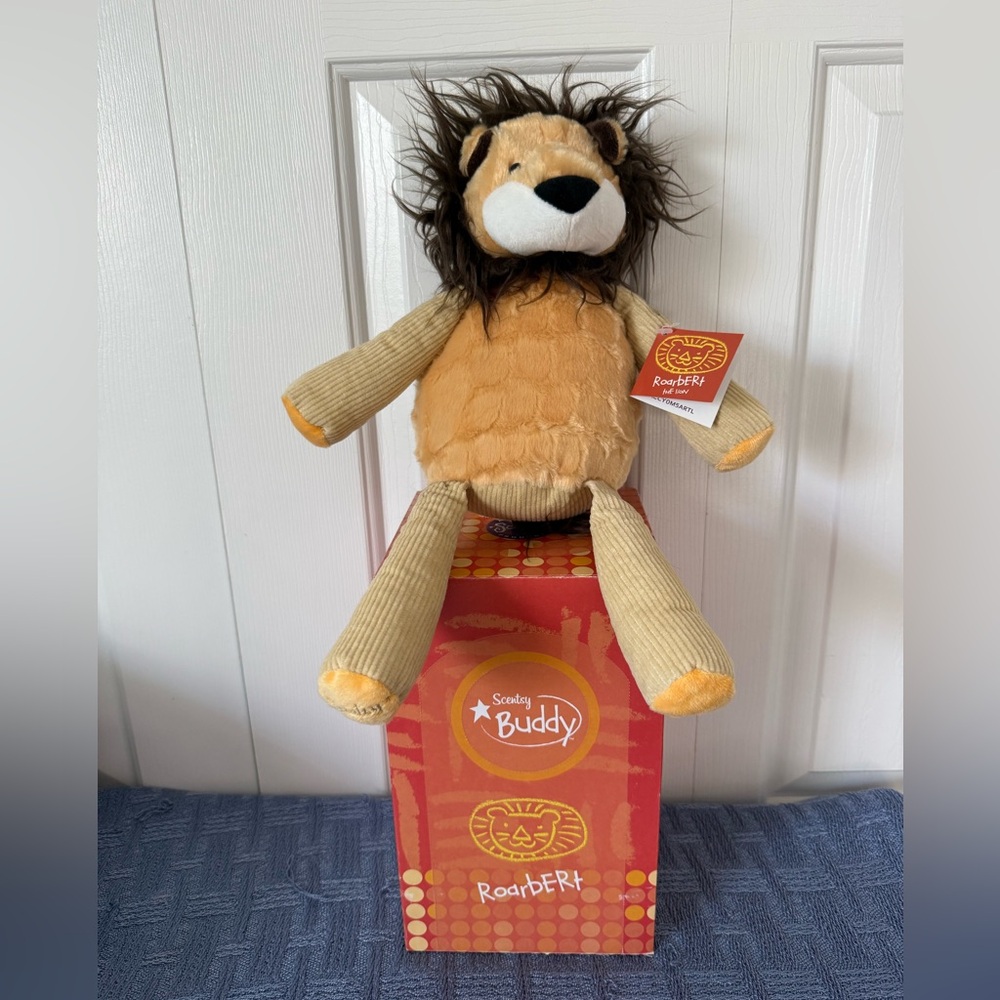 Scentsy Roarbert the Lion Buddy